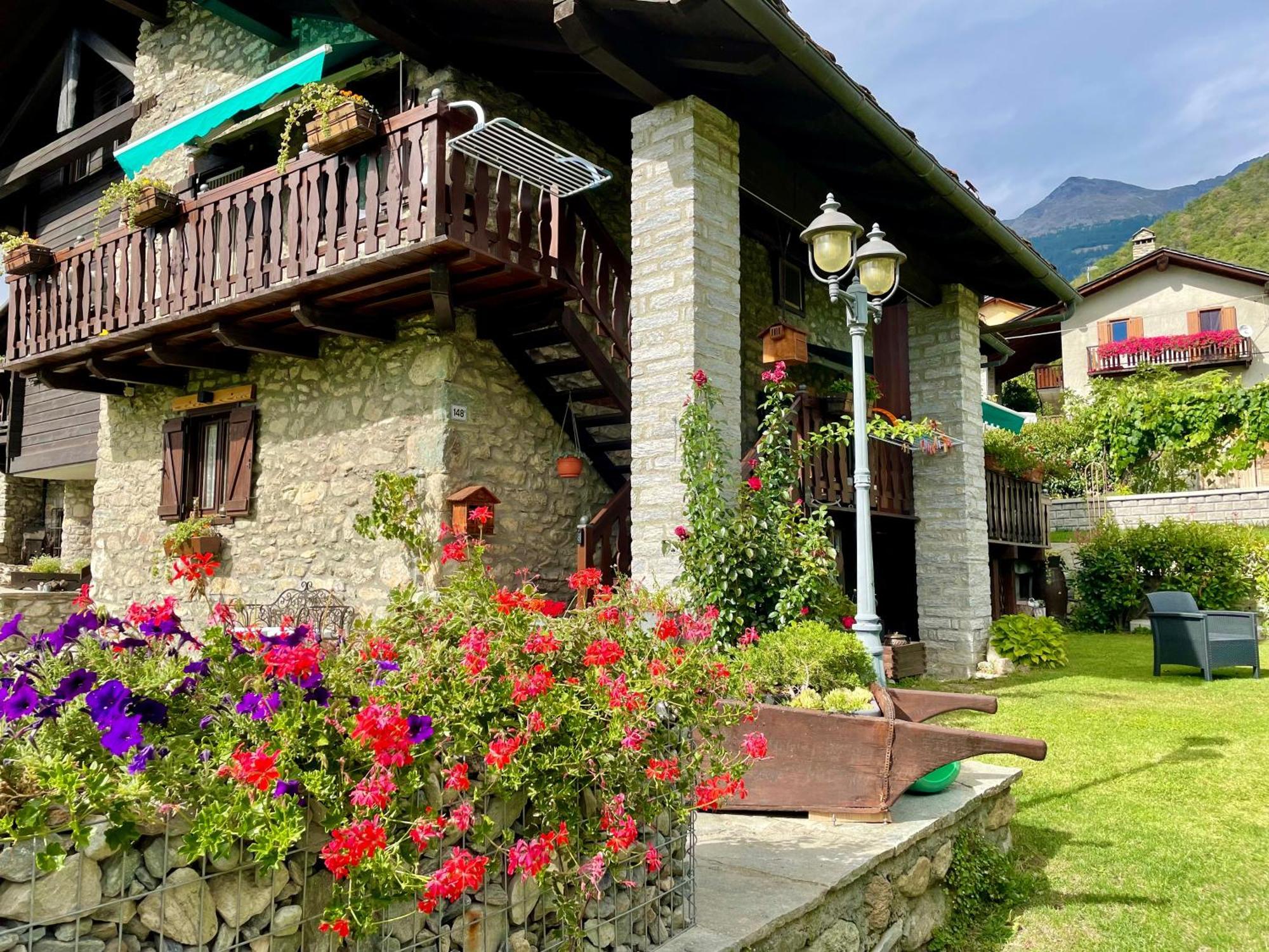 Maison La Chapelle Aosta Exterior foto