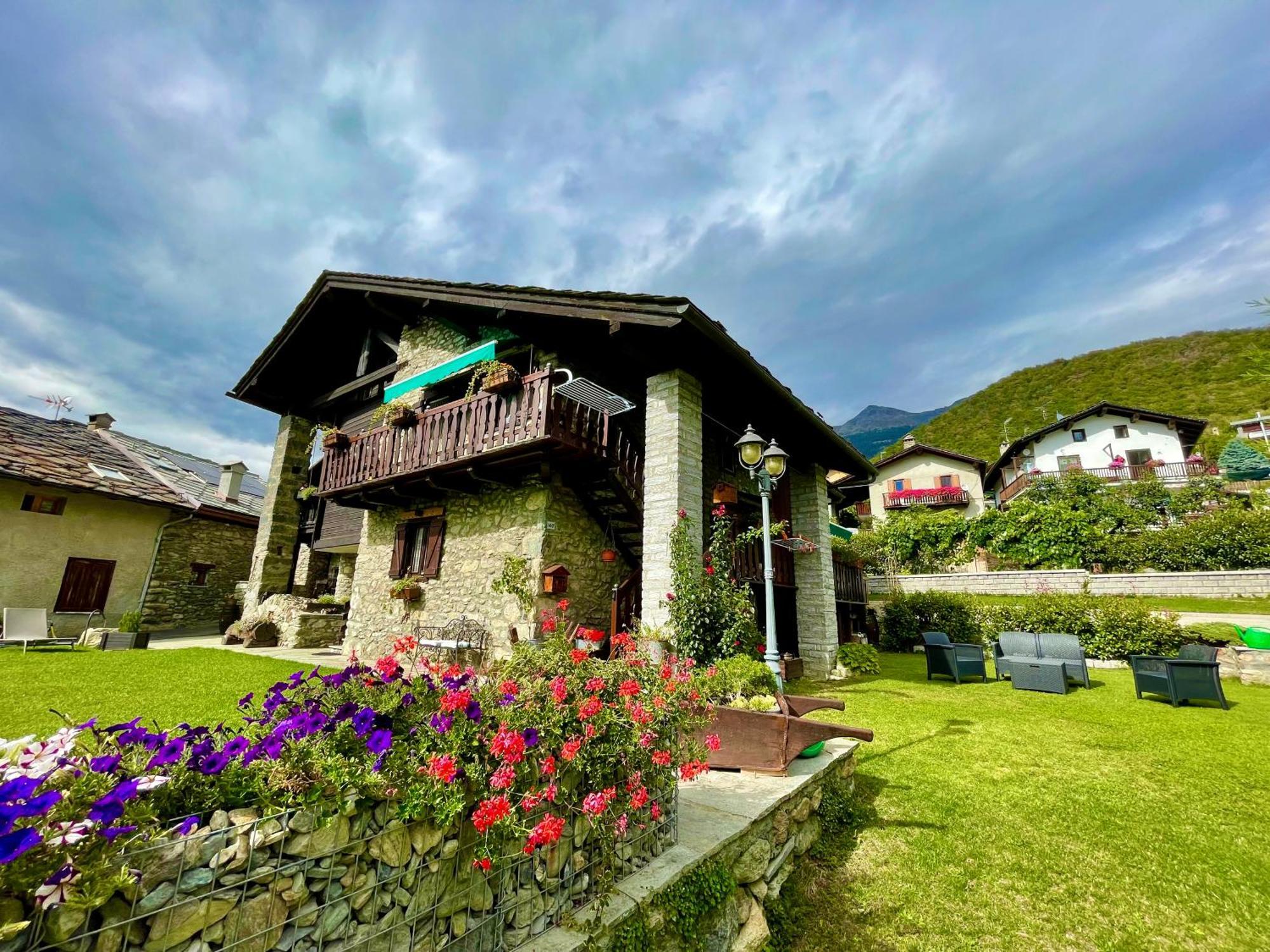 Maison La Chapelle Aosta Exterior foto